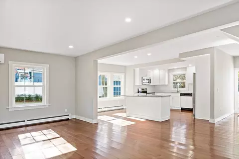 172 Gibbs St, Fall River, MA 02720 photo 9