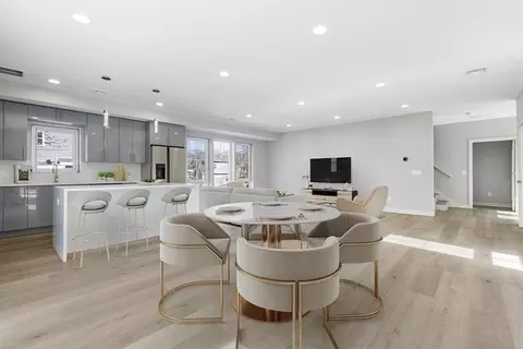 40 Elmont St #2, Dorchester, MA 02121