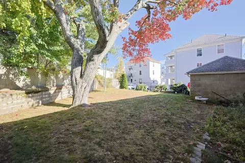 31 Choate St, Fall River, MA 02723 photo 7