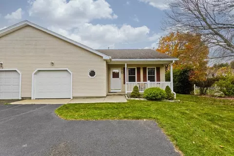 86 Beveridge Blvd #86, Westfield, MA 01085