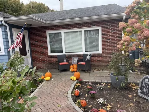 41 Summit Ave, Winthrop, MA 02152 photo 2