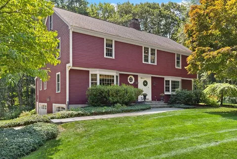 63 Canterbury Dr, Sudbury, MA 01776