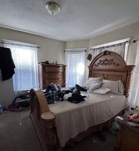 43 Colonial Ave, Springfield, MA 01109 photo 10