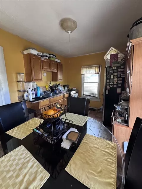43 Colonial Ave, Springfield, MA 01109 photo 11