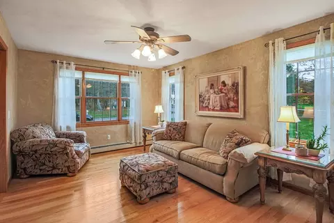 5 Wildflower Dr, Sutton, MA 01590 photo 15