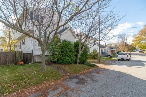 38 Matthies St, Beverly, MA 01915 photo 3