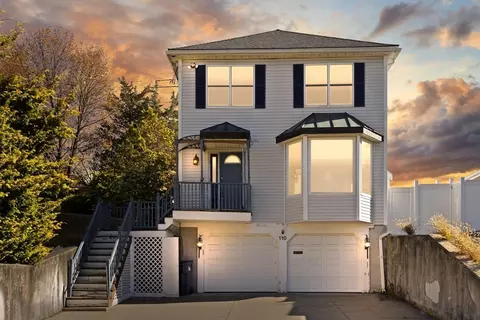 110 New Haven St, West Roxbury, MA 02132
