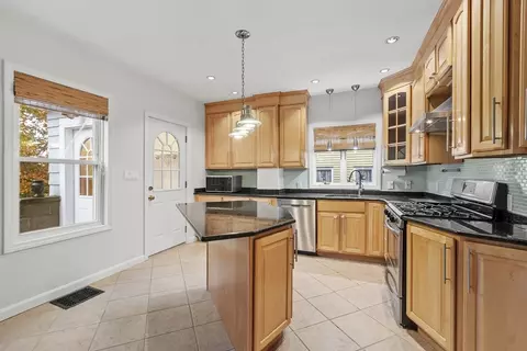 Kitchen - 18 Appleton Ave #2, Beverly, MA 01915 photo 2 of 7