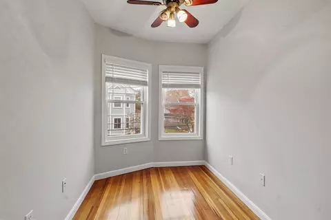 Bedroom - 18 Appleton Ave #2, Beverly, MA 01915 photo 4 of 6