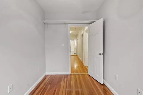 Bedroom - 18 Appleton Ave #2, Beverly, MA 01915 photo 5 of 6