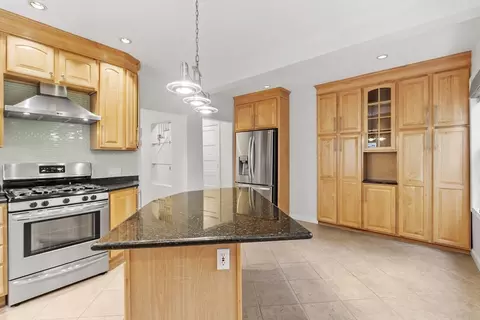 Kitchen - 18 Appleton Ave #2, Beverly, MA 01915 photo 4 of 7