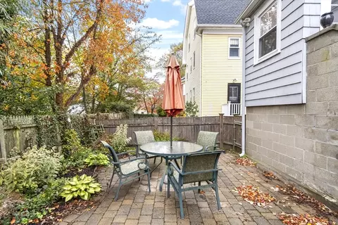 Exterior - 18 Appleton Ave #2, Beverly, MA 01915 photo 4 of 5