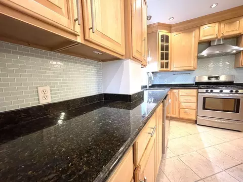 Kitchen - 18 Appleton Ave #2, Beverly, MA 01915 photo 6 of 7