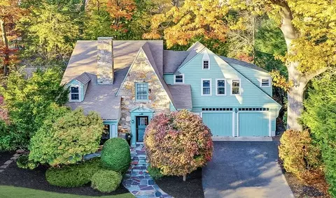 32 Columbine Rd, Milton, MA 02186