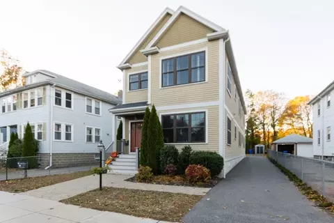 87 Sunnyside St #87, Hyde Park, MA 02136