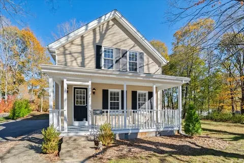 20 Lafayette St, North Attleboro, MA 02760