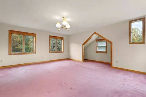 Bedroom - 10 Oak St, Wareham, MA 02571 photo 4 of 8