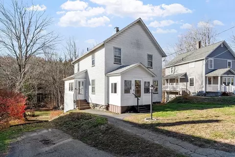 66 S Main St, Ashburnham, MA 01430