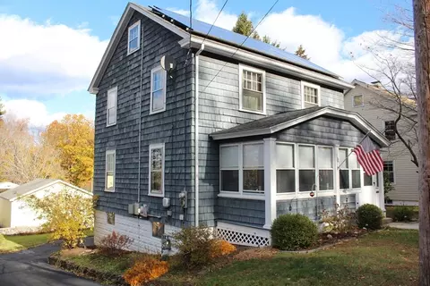21 Hillside Ave, Turners Falls, MA 01376