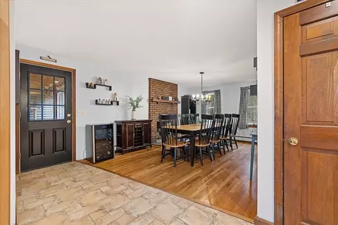 53 Asylum St, Mendon, MA 01756 photo 13