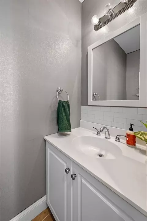 133 Eastern Ave #8, Lynn, MA 01902 photo 27