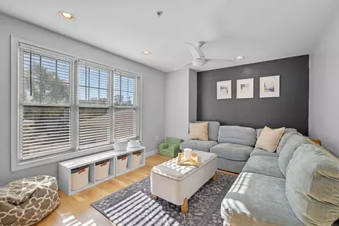 133 Eastern Ave #8, Lynn, MA 01902 photo 14