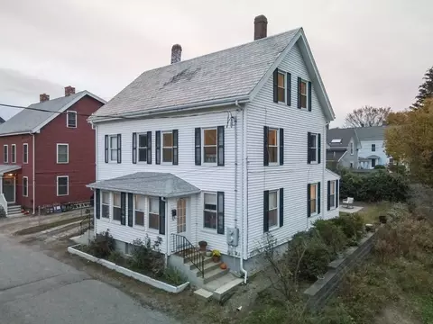 12 First St #12, Ipswich, MA 01938