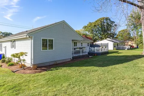 1739 Meridian St, Fall River, MA 02720 photo 5
