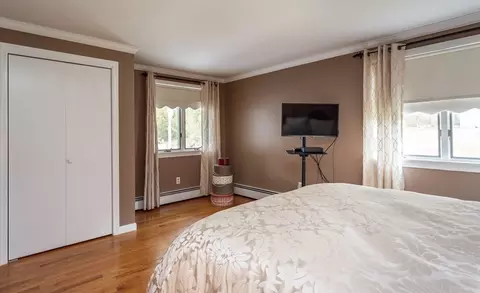 1739 Meridian St, Fall River, MA 02720 photo 15