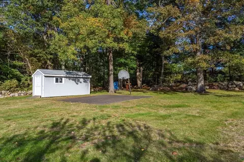 1739 Meridian St, Fall River, MA 02720 photo 32