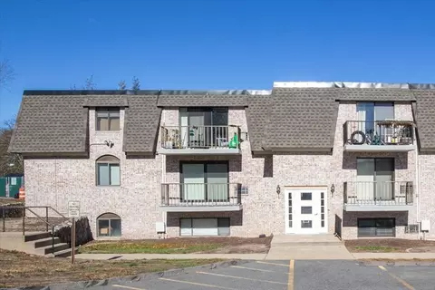 40 High St #207, Dedham, MA 02026