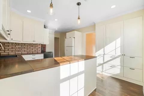 Kitchen - 1 Florida Ct #3, Maynard, MA 01754 photo 4 of 4