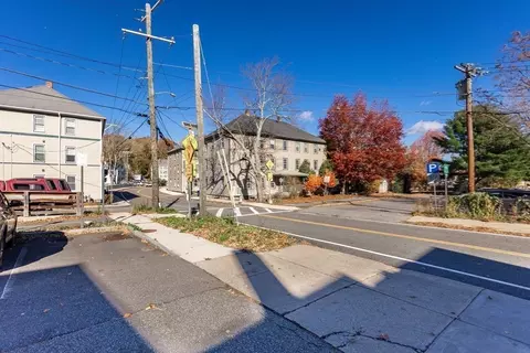 Exterior - 1 Florida Ct #3, Maynard, MA 01754 photo 2 of 4