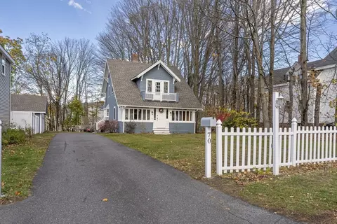 70 Race St, Haverhill, MA 01830