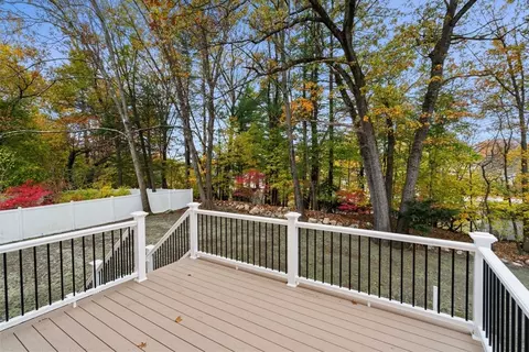 28 Martin Rd, Reading, MA 01867 photo 38
