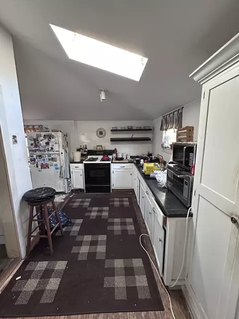 27 Taft Ave, Mendon, MA 01756 photo 9