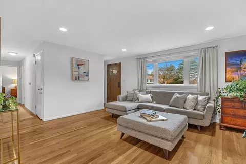 9 Jayne Rd, Needham, MA 02494 photo 5