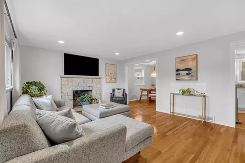 9 Jayne Rd, Needham, MA 02494 photo 3