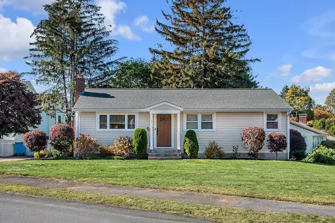 9 Jayne Rd, Needham, MA 02494