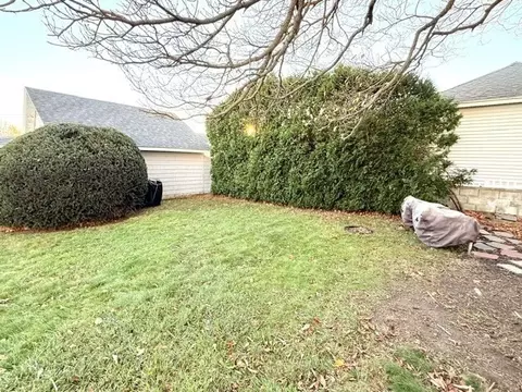 Exterior - 380 Eddy St, Fall River, MA 02723 photo 6 of 11
