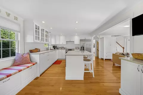 14 Twitchell St, Wellesley, MA 02481 photo 7