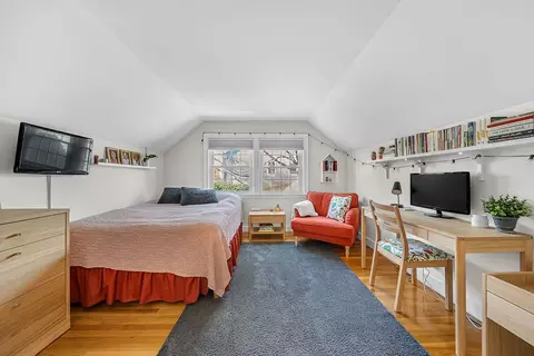14 Twitchell St, Wellesley, MA 02481 photo 6