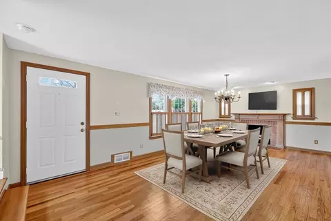 884 Parker St, Springfield, MA 01129 photo 17