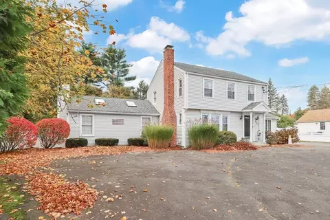 884 Parker St, Springfield, MA 01129 photo 4