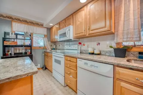 14 D St, Dracut, MA 01826 photo 37