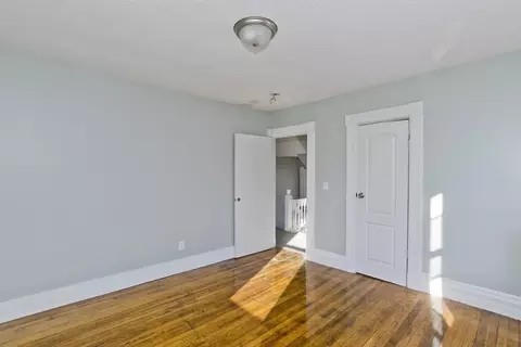 90 Cambridge St, Springfield, MA 01109 photo 18