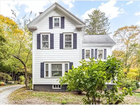 Exterior - 12 Spring St, Foxboro, MA 02035 photo 8 of 15