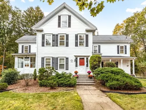 Exterior - 12 Spring St, Foxboro, MA 02035 photo 2 of 15