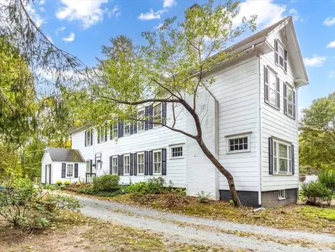 Exterior - 12 Spring St, Foxboro, MA 02035 photo 9 of 15