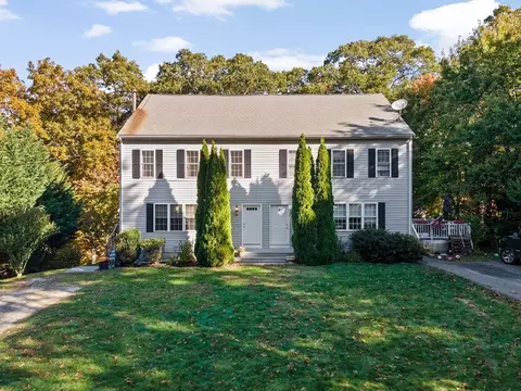 38 Hawley Ave, Plymouth, MA 02360